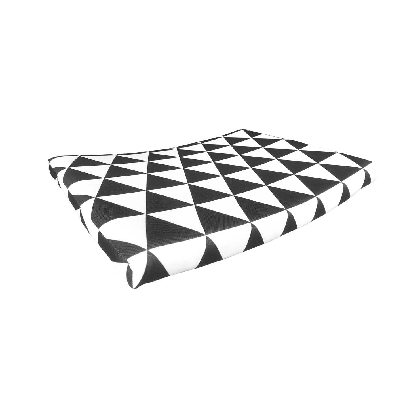 The  Mascota Cama Pet Bed