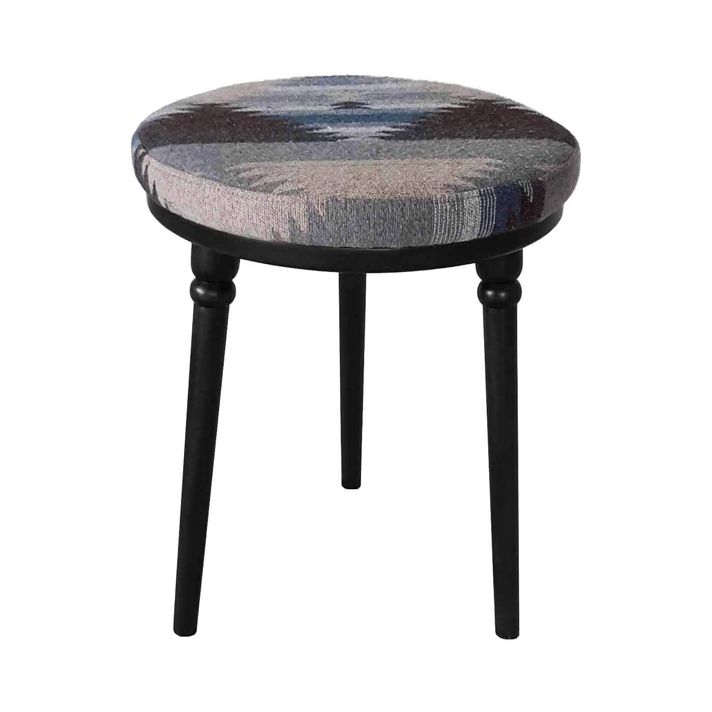 Nador Ebony Stool(Clearence)