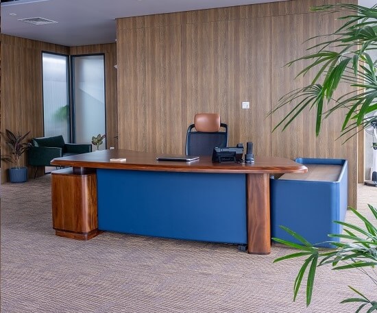 Trieste Executive Table