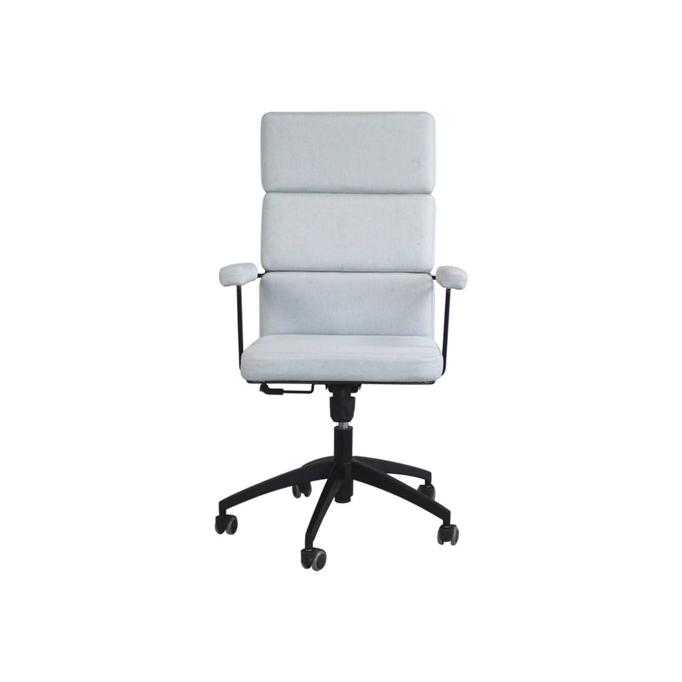 Dessau  Executive Chair