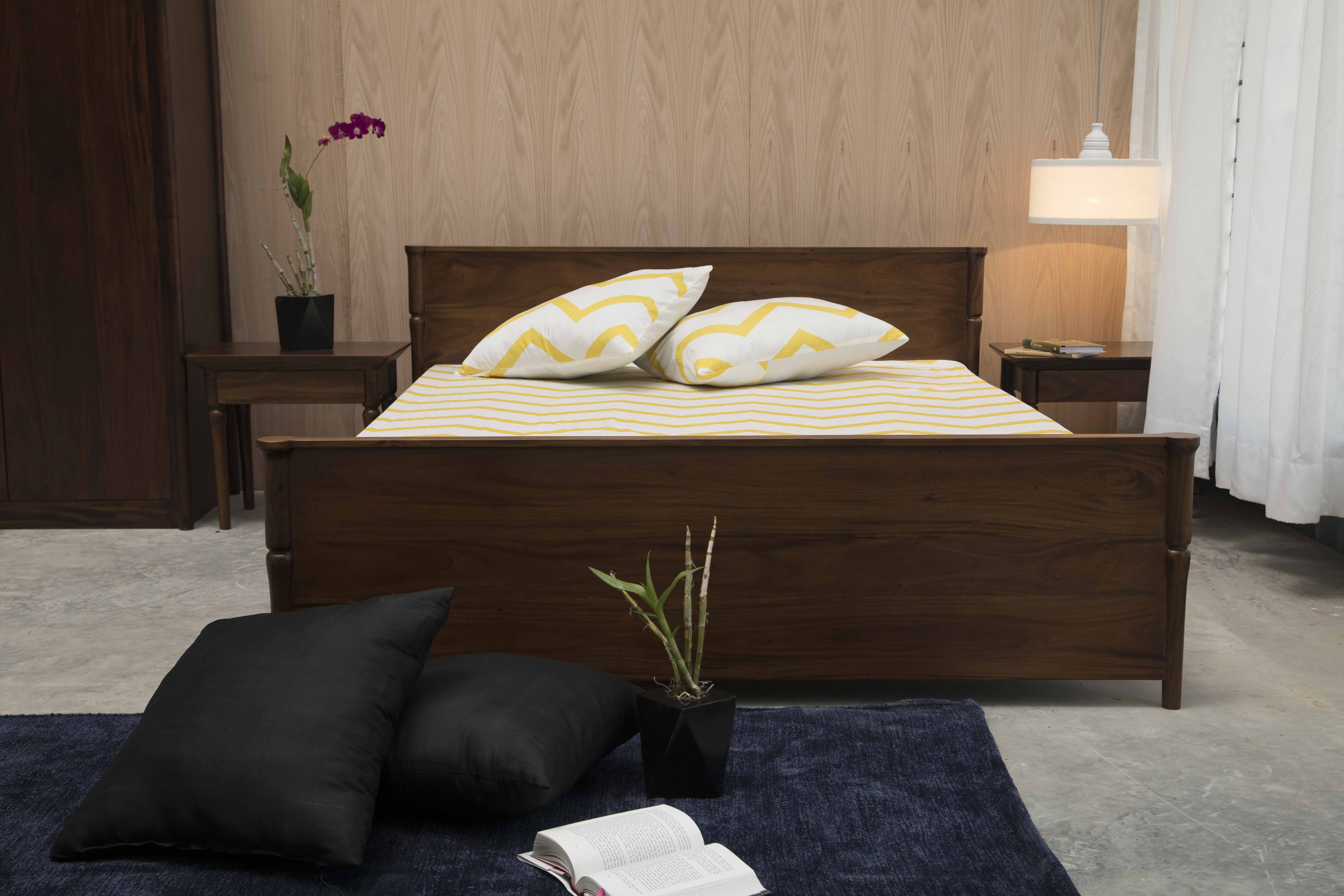 Sonargaon Bedside Table