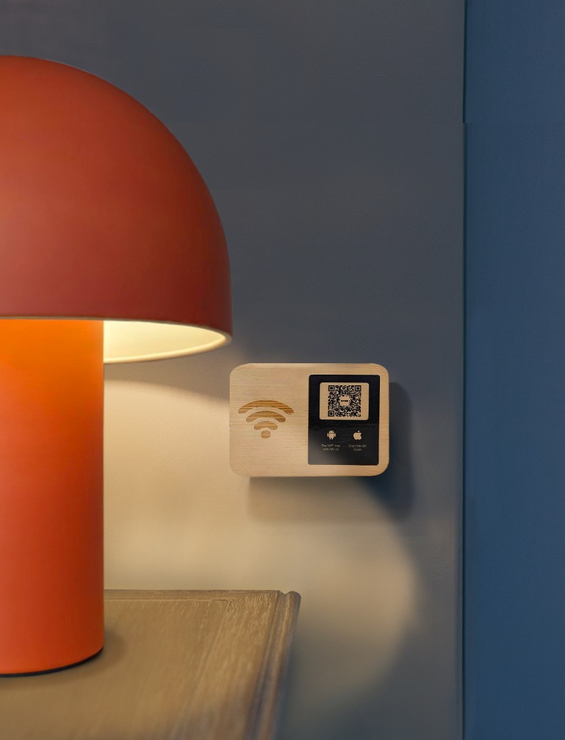Fungo Table Lamp