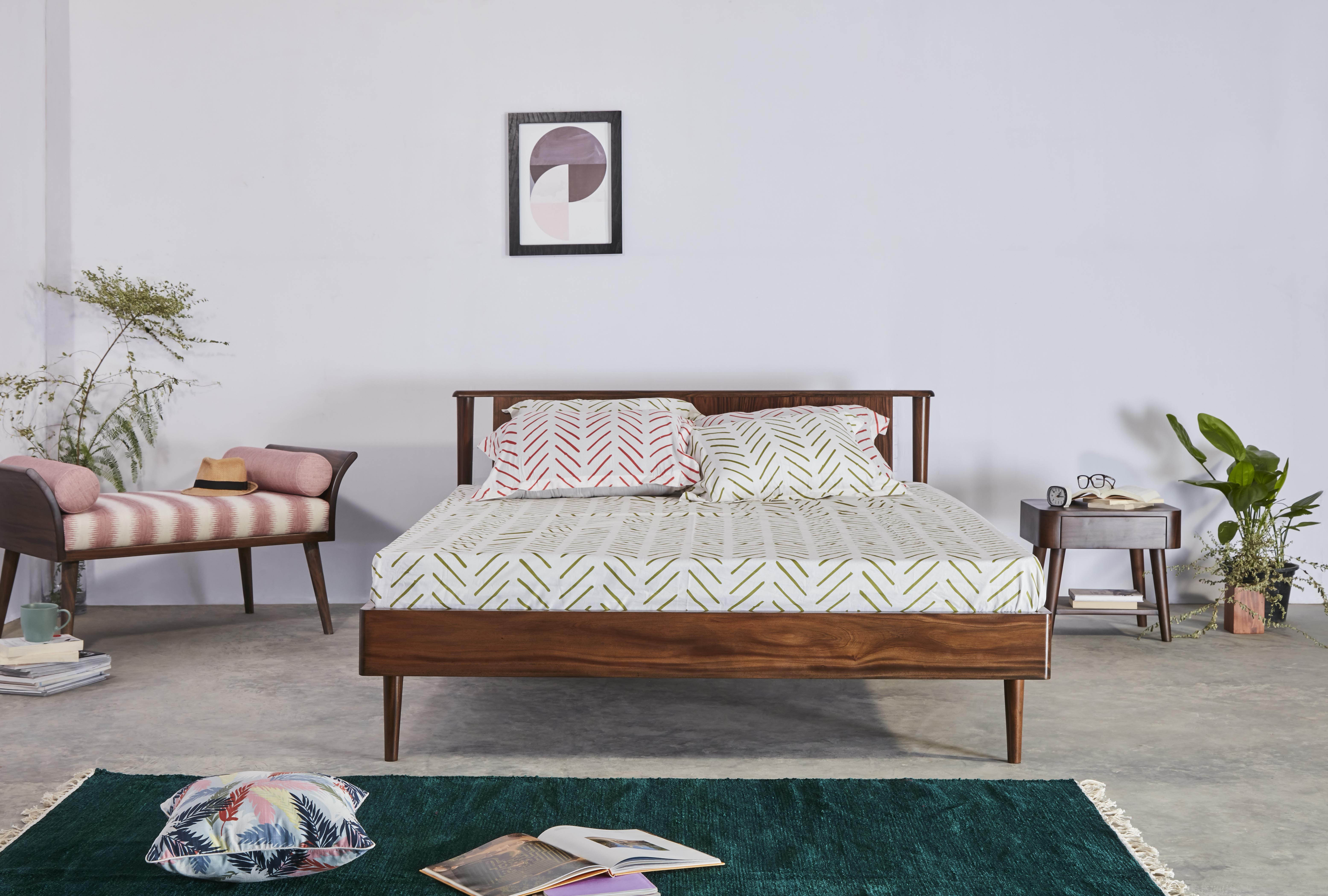Mysuru Bedside Table
