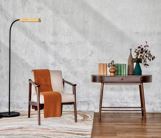 Williamsburg  Dark Arm Chair