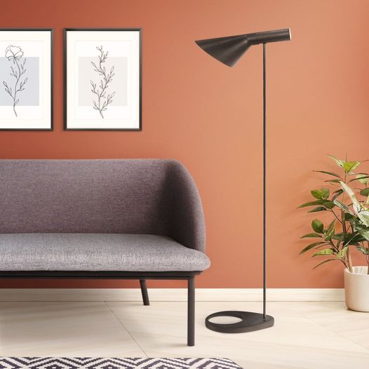 Esbelto Floor Lamp