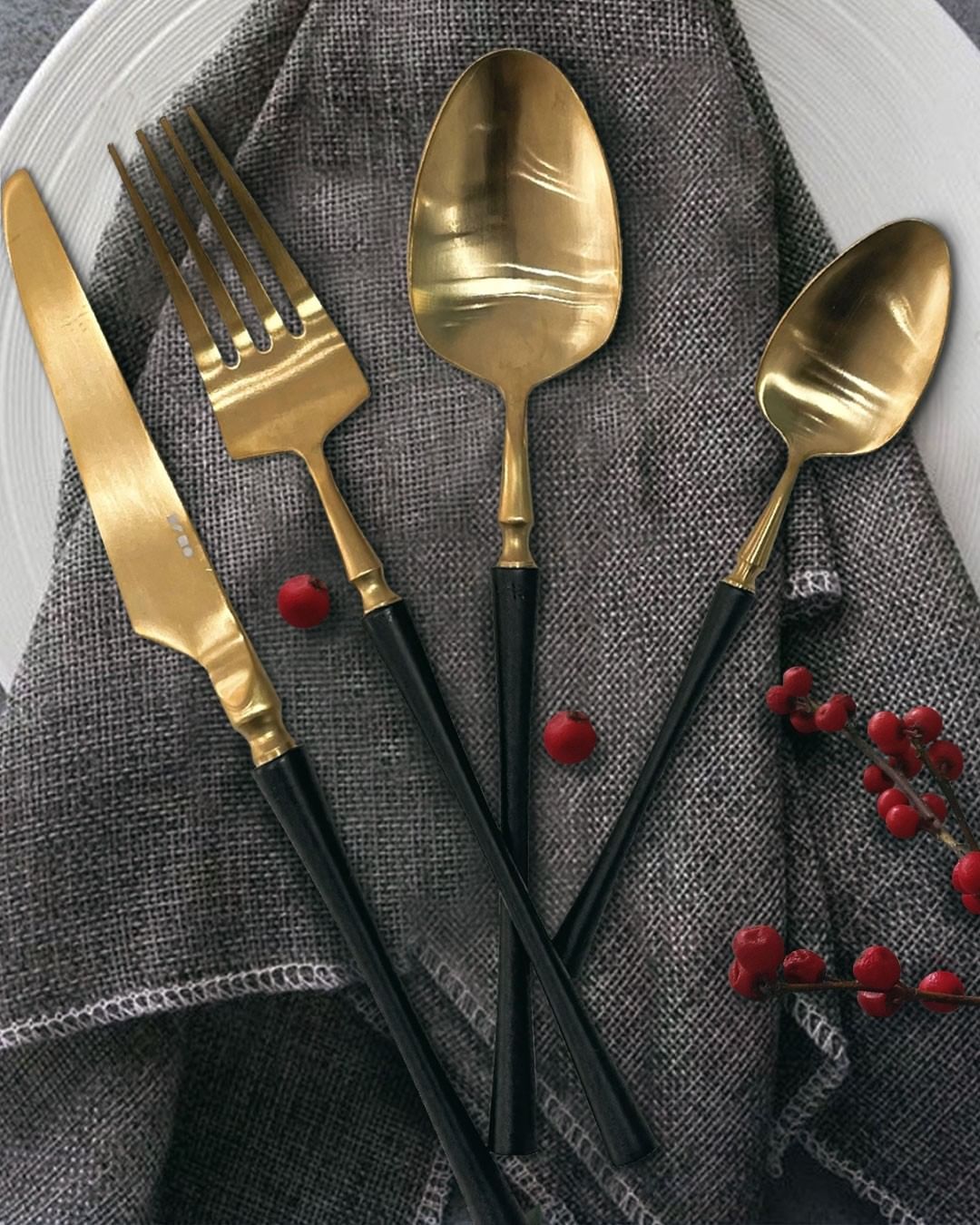 Cena Cutlery