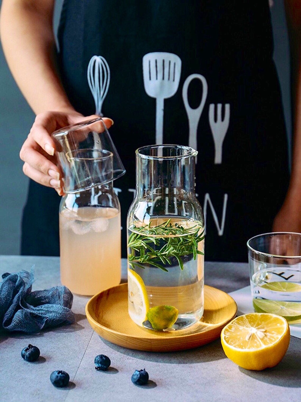 Cruche Pitcher